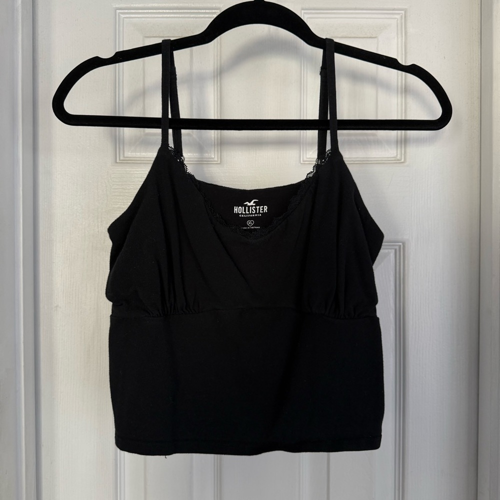 Hollister Black Slim-Strap Cropped Tank